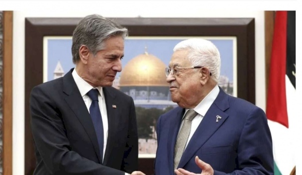 بلينكن يؤكد للرئيس عباس أن واشنطن تتطلع للعمل مع الحكومة الفلسطينية الجديدة
