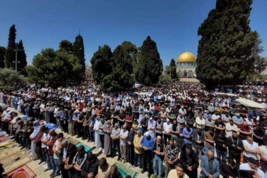 الأقصى يودّع حشود المعتكفين.. فماذا ينتظره بعد رمضان؟