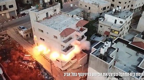 الاحتلال يفجر منزل الشهيد محمد طه في قطنة