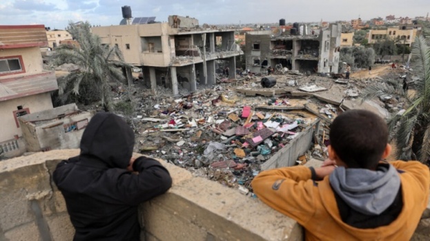 344 يوماً من العدوان: شهداء وجرحى بقصف على أنحاء القطاع