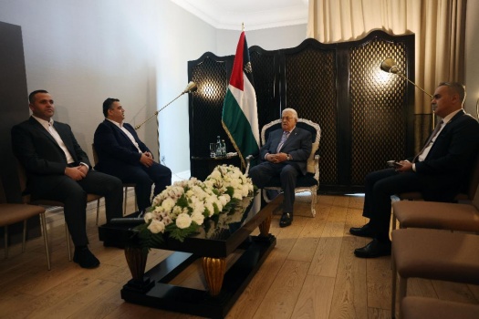 الرئيس يستقبل نجلي القائد الوطني الشهيد إسماعيل هنية