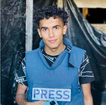 استشهاد الصحفي حسن حمد بقصف مخيم جباليا