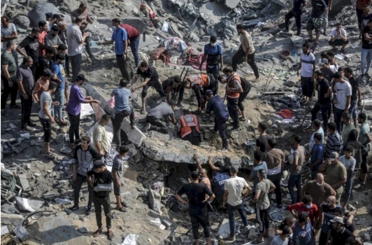 صحة غزة: الاحتلال يرتكب 3 مجازر ضد العائلات ما خلف 48 شهيدًا خلال آخر 24 ساعة
