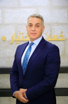 الرئيس يصدر قرارا بتعيين يحيى شنار محافظا لسلطة النقد