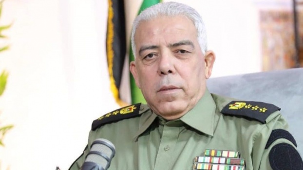 الرئيس يصدر قرارا بتعيين اللواء أنور رجب مفوضا لهيئة التوجيه السياسي والوطني والعميد نزار الحاج نائبا لمدير عام جهاز الأمن الوقائي