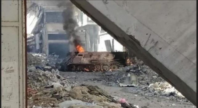 غزة: تفجير ناقلة جند إسرائيلية وقصف مكثف يستهدف قوات الاحتلال