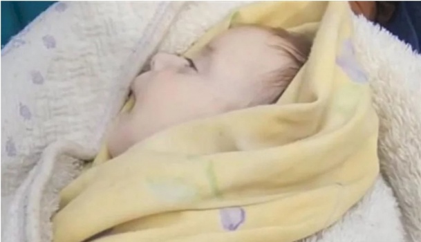 ارتفاع وفيات الأطفال في غزة جراء البرد إلى 8