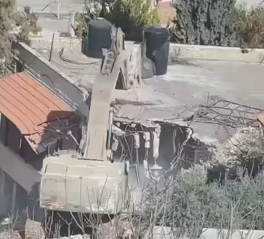 الاحتلال يهدم مسجدا في شارع مهيوب بمخيم جنين