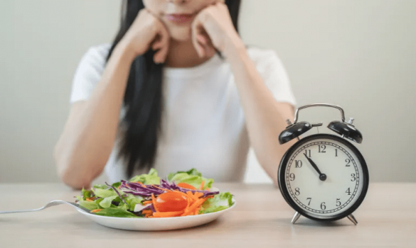 الصيام المتقطع ليس آمنا للصغار والمراهقين