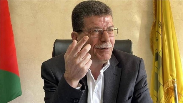 "إعلام الأسرى" يستنكر قرار السلطة إحالة المناضل قدورة فارس للتقاعد