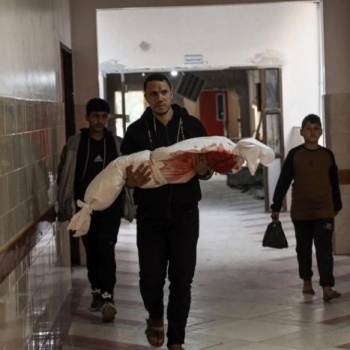 في ليلة هي الأصعب.. مشفى "الإندونيسي" بغزة: وصلنا 43 شهيداً