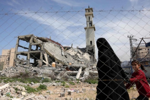 صحيفة: مصر تستعد لإيواء نصف مليون نازح فلسطيني في سيناء