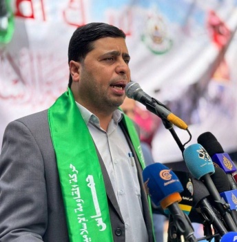 استشهاد الناطق باسم حركة "حماس" في قصف استهدف خيمة نزوحه شمال غزة