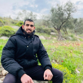 استشهاد شاب من طمون متأثرا بإصابته برصاص الاحتلال واحتجاز جثمانه