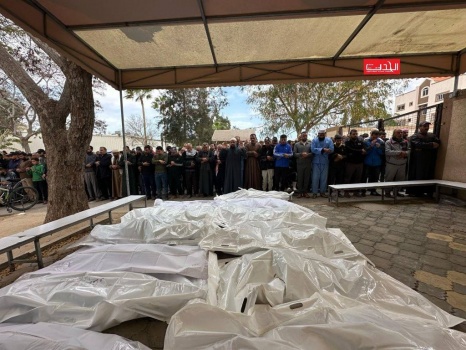 مجزرة جديدة .. 20 شهيدًا بقصف الاحتلال منزلاً لعائلة العقاد في خانيونس