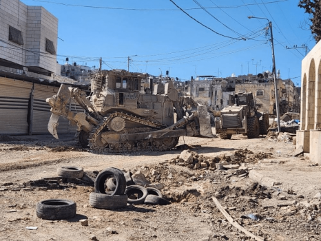 لليوم الـ79.. الاحتلال يواصل عدوانه على جنين وسط تدمير وحرق المنازل