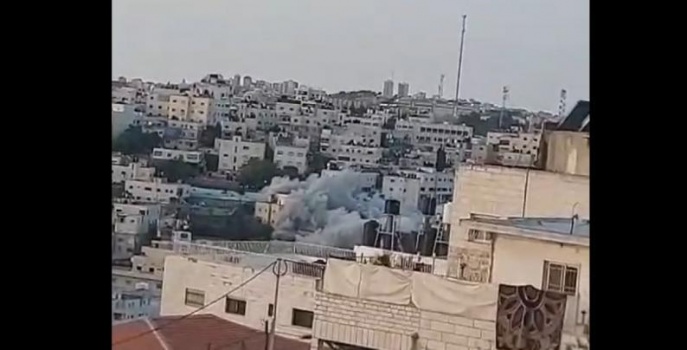 قوات الاحتلال تفجر منزل الشهيد محمد شهاب في بلدة الرام