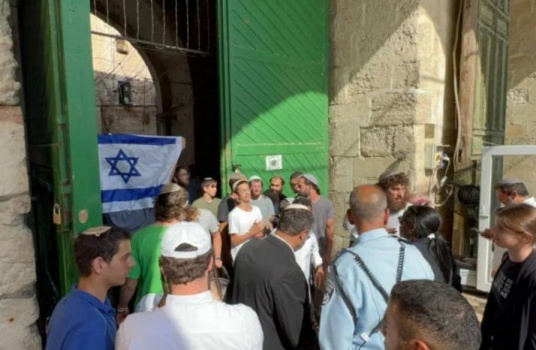 جماعات الهيكل تطالب بالاحتفال بـ"يوم القدس" العبري داخل الأقصى