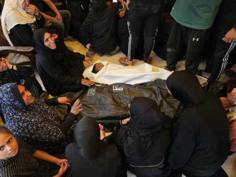 15 شهيدًا ومصابون في غارات إسرائيلية على غزة