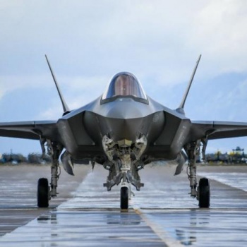 ناشونال إنترست: القوات المسلحة اليمنية كادت تسقط طائرة F35 أمريكية