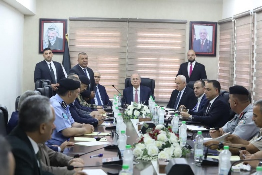 رئيس الوزراء يزور الخليل ويطلق حزمة تدخلات لدعم الصمود وتعزيز التنمية في ظل تصاعد الانتهاكات