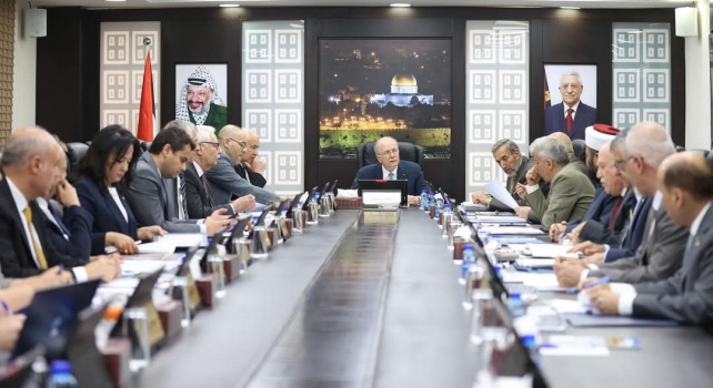 مجلس الوزراء يخصص 5 ملايين شيقل إضافية لتغطية الاحتياجات الطارئة لأبناء شعبنا في المناطق المستهدفة