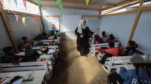 "التربية": 16.607 طلاب استشهدوا ودُمرت 111 مدرسة و60 مبنى تابعا للجامعات منذ بداية العدوان