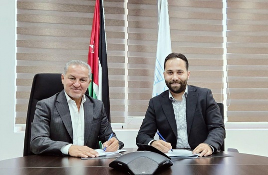 الرؤية الواضحة ((HDVISION توقع اتفاقية حصرية لإدارة المساحات الإعلانية لشركة جت لنقل الركاب في جسر الملك حسين