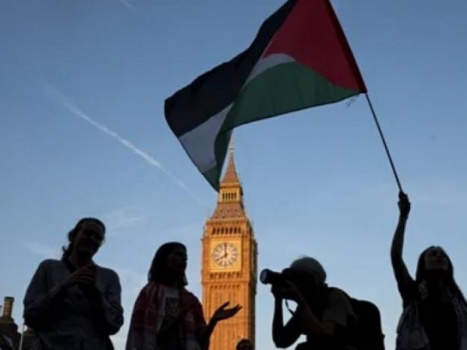 رئيس وزراء بريطانيا يعلن عزم بلاده الاعتراف بدولة فلسطين اليوم الأحد
