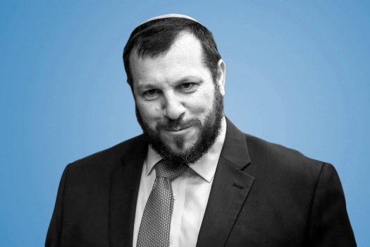 وزير اسرائيلي يهدد الفلسطينيين في الضفة الغربية" لن نسمح لكم بالبقاء"