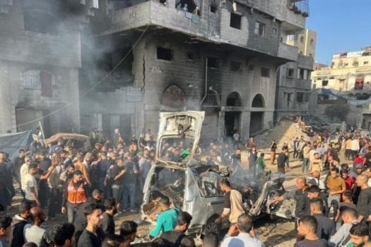 5 شهداء في غارة للاحتلال على مركبة غرب مدينة غزة