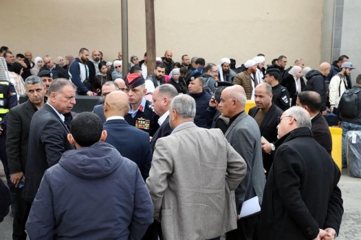 الداخلية الأردنية: إجراءات عاجلة للتخفيف من الاكتظاظ في جسر الملك حسين