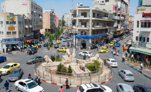 في 5 سنوات… نحو 17 ألف تاجر جديد انضموا إلى السجل التجاري في فلسطين