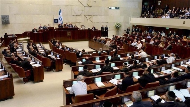 اسرائيل تقرر وقف توظيف المعلمين الحاصلين على شهادات من الجامعات الفلسطينية