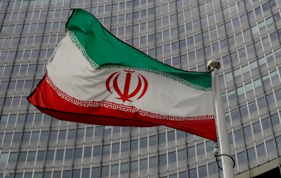 الخارجية الإيرانية: نواجه حربا مركبة وردنا سيكون موجعًا ومندمًا