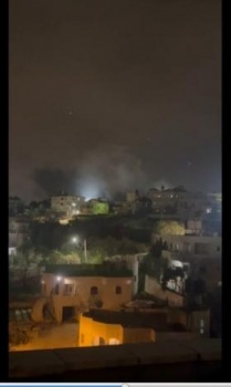 الاحتلال يفجر منزل الشهيد وليد صبارنة في بلدة بيت أمر شمال الخليل