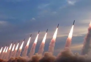 ايران: المنطقة بأسرها ستعاني نتيجة أي عدوان على إيران