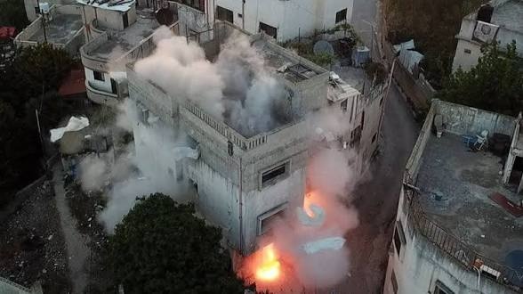 الاحتلال يفجر منزل عائلة الشهيد محمود العقاد في نابلس