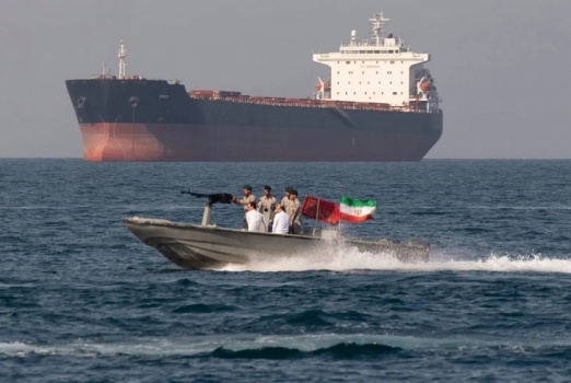 طهران تتحدى تهديدات ترامب: مضيق هرمز بيدنا والحصار مصيره الفشل