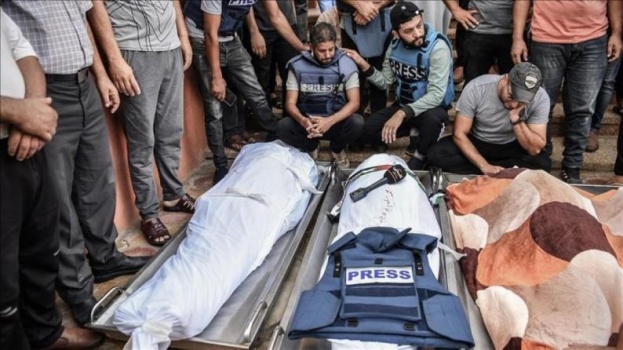 في اليوم العالمي لحرية الصحافة الاحتلال يستهدف الحقيقة: جريمة إبادة جماعية تطال الصحفيين قتلاً واعتقالاً وإخفاءً قسرياً