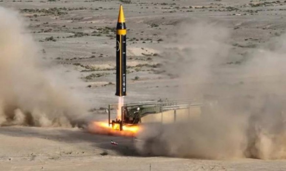 ايران تعلن مهاجمة قاعدة "الأزرق" الأمريكية بالأردن وأهداف عسكرية في الكويت والبحرين