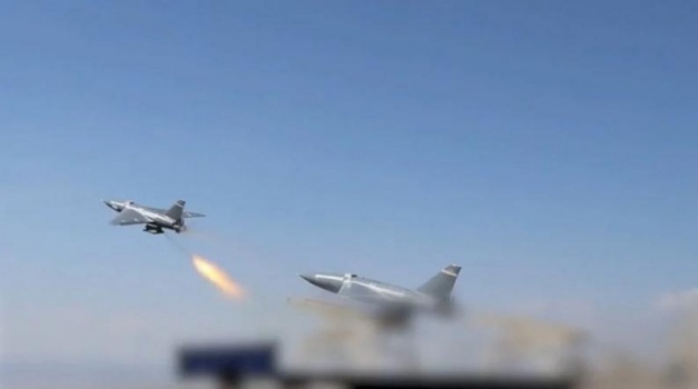 ايران تستهدف القواعد العسكرية الأمريكية في البحرين وقطر والكويت