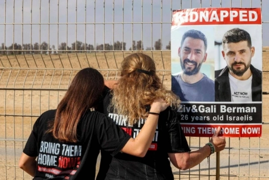 مسؤول أمني إسرائيلي سابق: كان يمكن إعادة عشرات الأسرى أحياء ونتنياهو فشل في إدارة الحرب