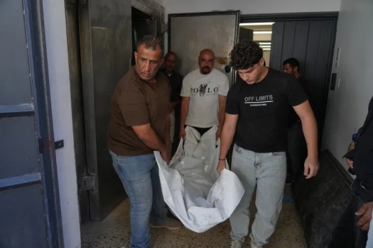 شهيدان ومصابون بقصف إسرائيلي على غزة وخان يونس