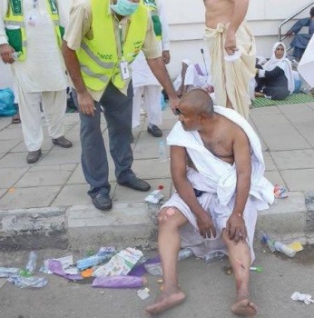 تغرب ٢٠ عاماً عن زوجته... لتتوفى أمامه في "منى"