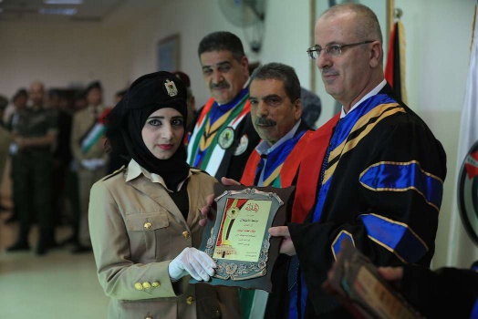 صور /  جامعة الاستقلال "الاكاديمية الفلسطينية للعلوم الامنية" في مدينة ‫اريحا‬ تحتفل بتخريج الفوج الثالث من طلبة البكالوريس "فوج الانتماء".