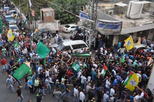 حشود غفيرة تشيع الشهيد أحمد صلاح من مخيم شعفاط