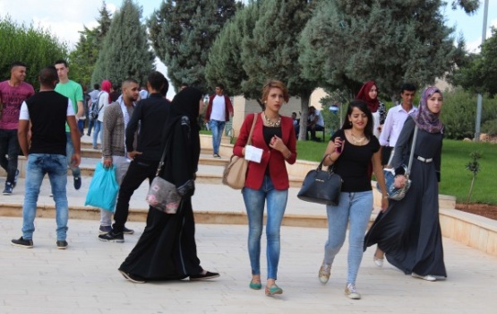 بالصور..الجامعة العربية الامريكية تبدأ عامها الأكاديمي الجديد