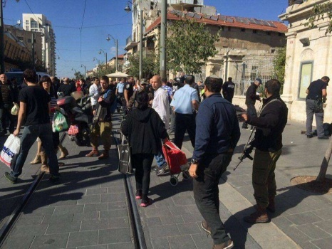 اعدام ميداني جديد .. استشهاد فتاة وإصابة أخرى بدعوى محاولة طعن في القدس