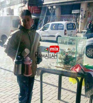 بعد تبرعه بثمن القهوة .. محافظ نابلس ينوي تكريم الطفل بائع القهوة!!